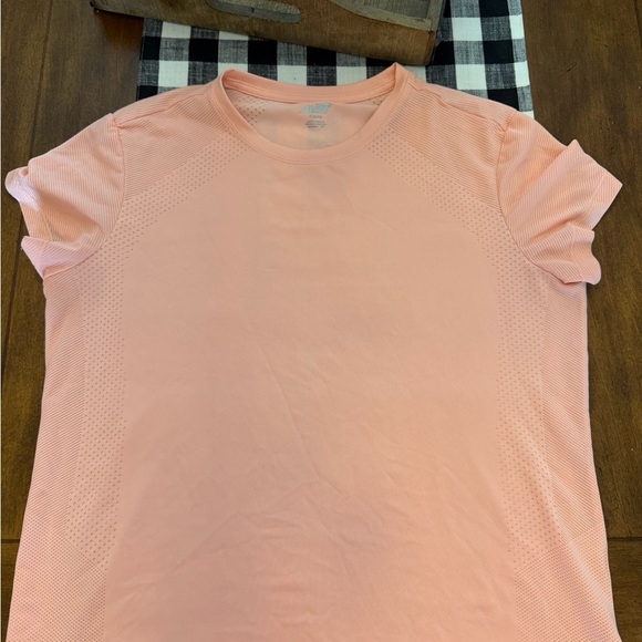 Avia Tops - Pink athletic top